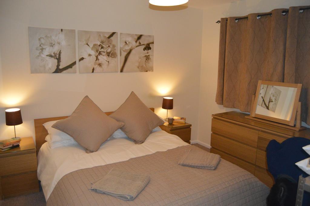 Chesterton Court Apartment غلوستير المظهر الخارجي الصورة